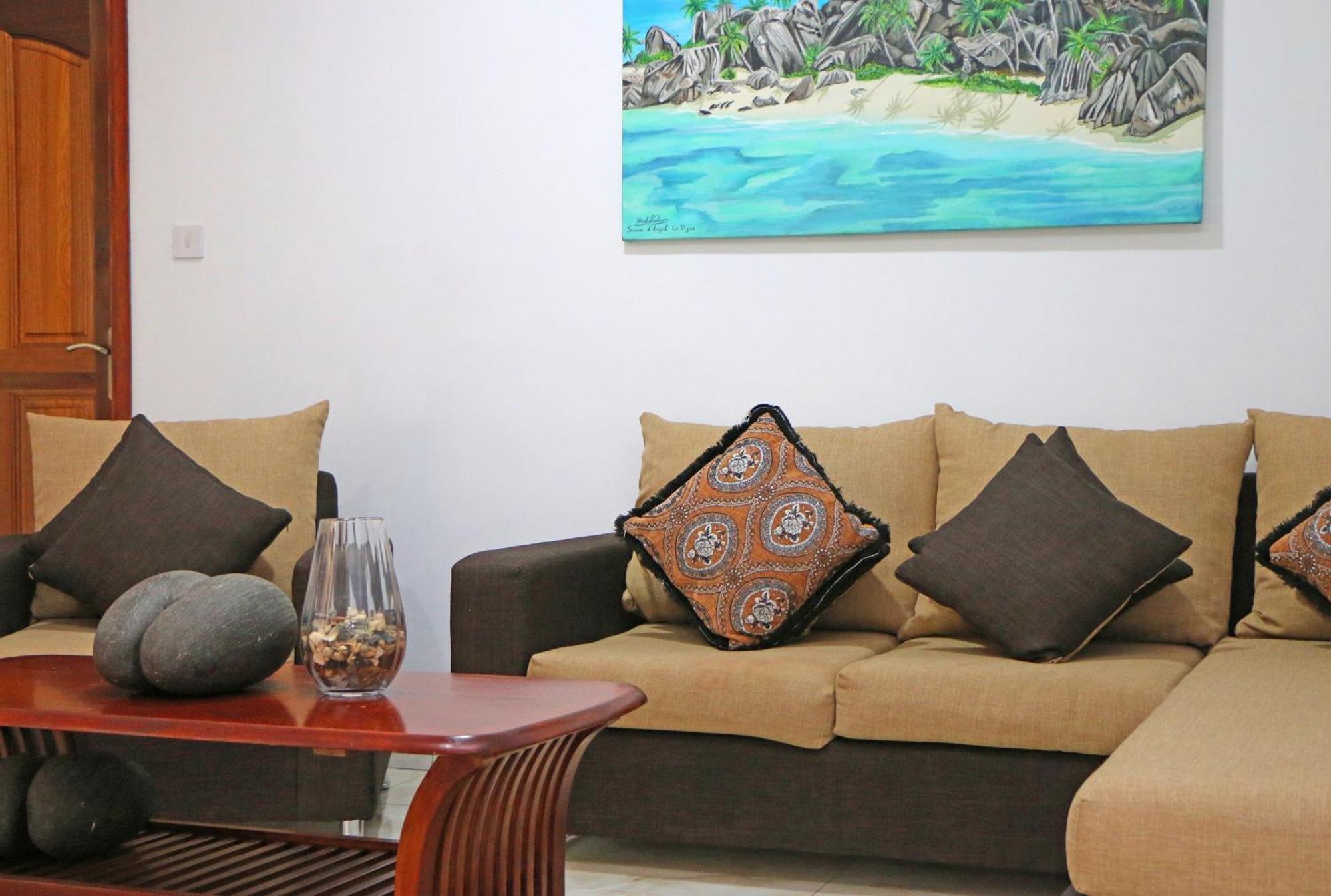Ocean Blue Bay Apartment Anse Volbert Village Exterior foto