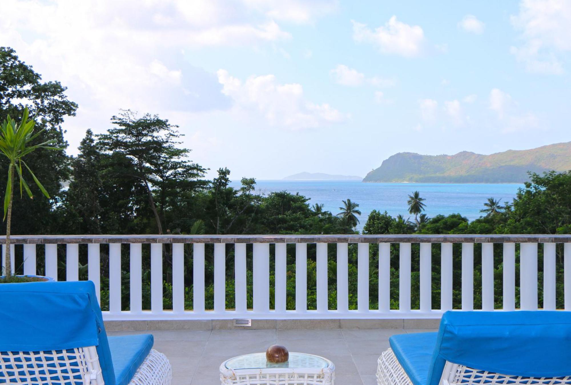 Ocean Blue Bay Apartment Anse Volbert Village Exterior foto