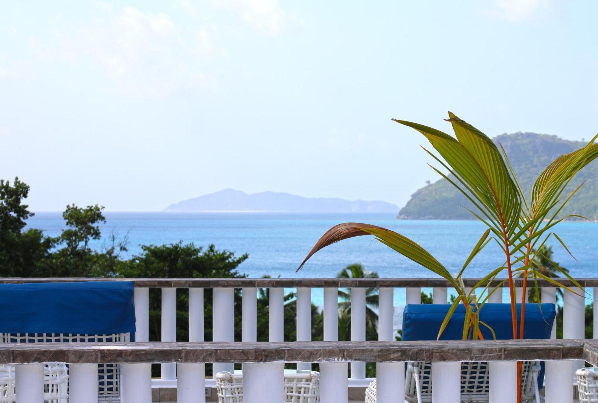 Ocean Blue Bay Apartment Anse Volbert Village Exterior foto